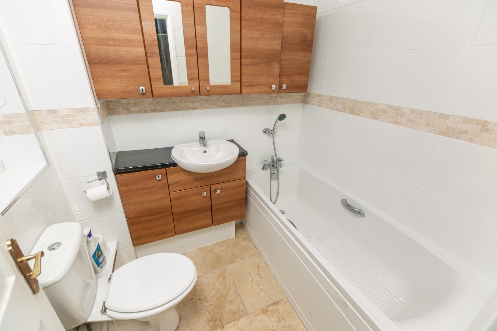 Whitegates, Mayals, Swansea, SA3 5HW